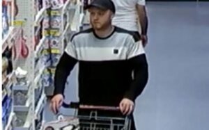 £1,500 Lego thief ‘legs it’ from two stores