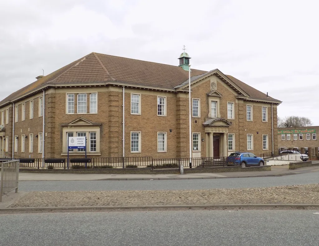 The former magistrates court and adjoining current operational police station are offered as a whole by selling agents Maxey Grounds.
