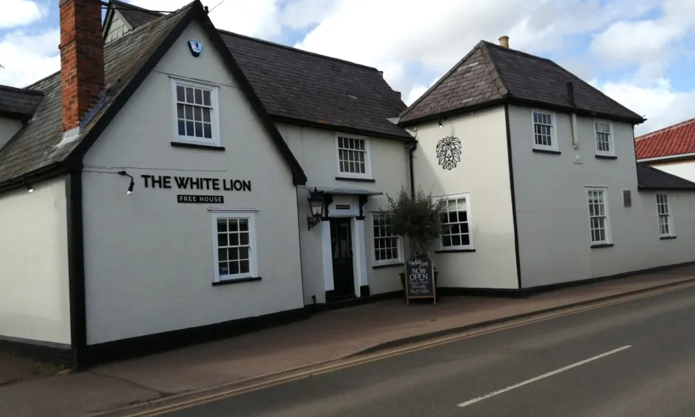 White Lion, Sawston