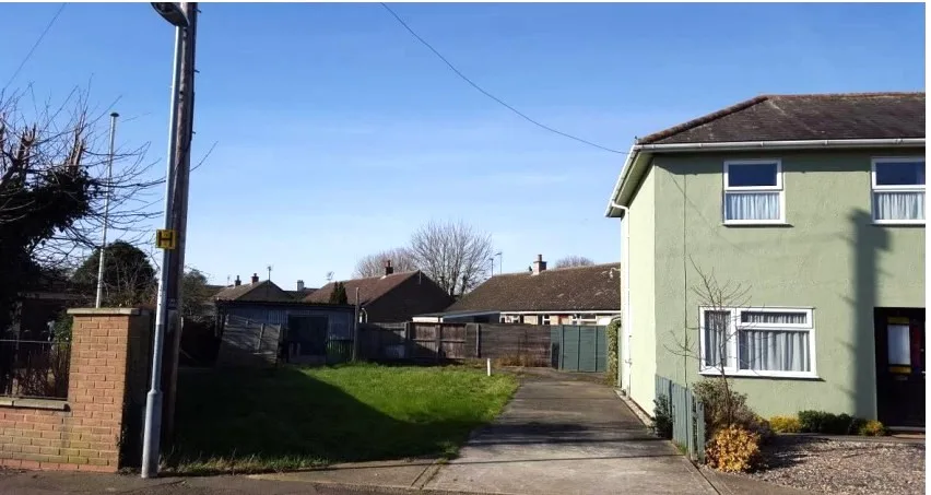 East Cambs planners argued that the proposed new home on this site in Soham would result in “a cramped and contrived development on a plot less than 300sqm”. The Planning Inspectorate has confirmed their refusal. 