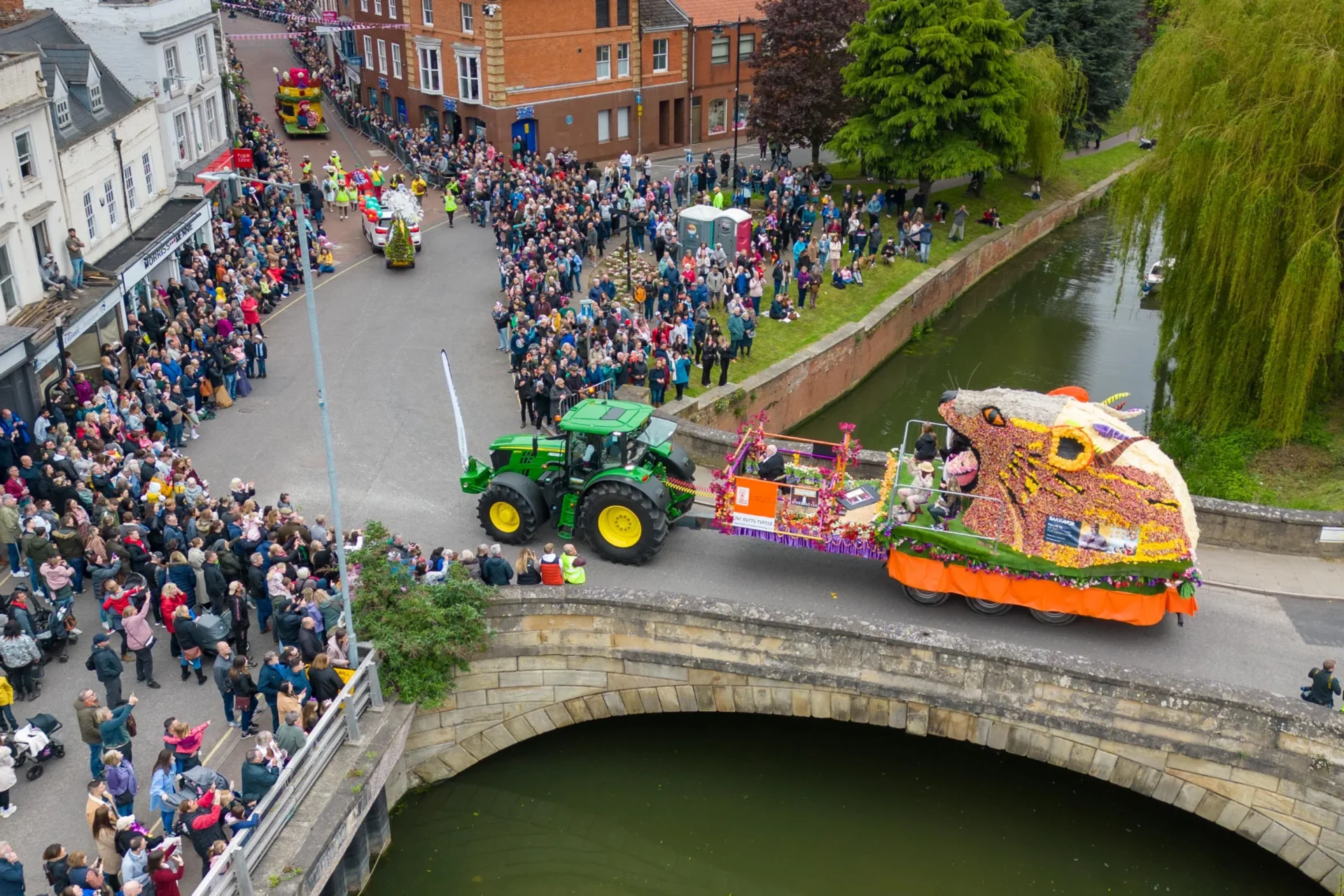 The Spalding Flower Parade. - News for Peterborough and Cambridgeshire News for Peterborough and Cambridgeshire - The Spalding Flower Parade.