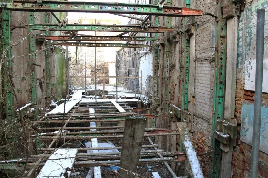 The development site – where once the famous ‘Gap’ project was envisaged – was originally advertised at a contract value of between £1,000,000 to £5,000,000 but the final sum agreed is yet to be announced publicly.