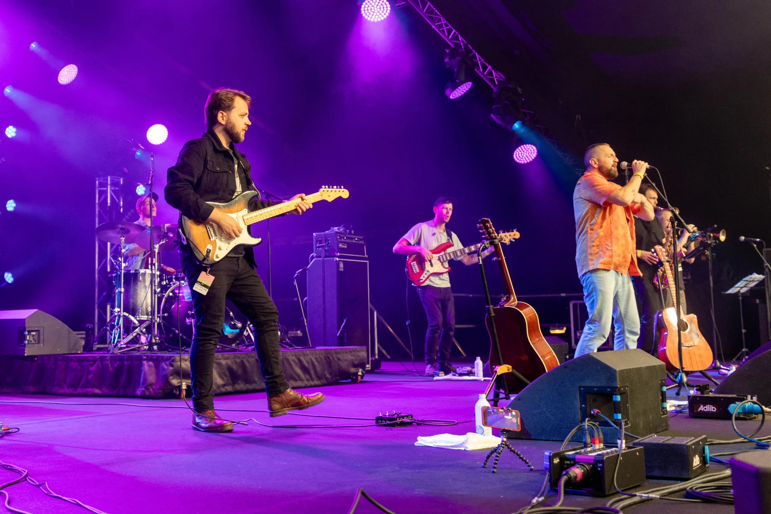 Blue Rose Code - Lead Singer / Song writer Ross Wilson,
Cambridge Folk Festival, Cambridge
Friday 28 July 2023.
Picture by Terry Harris.