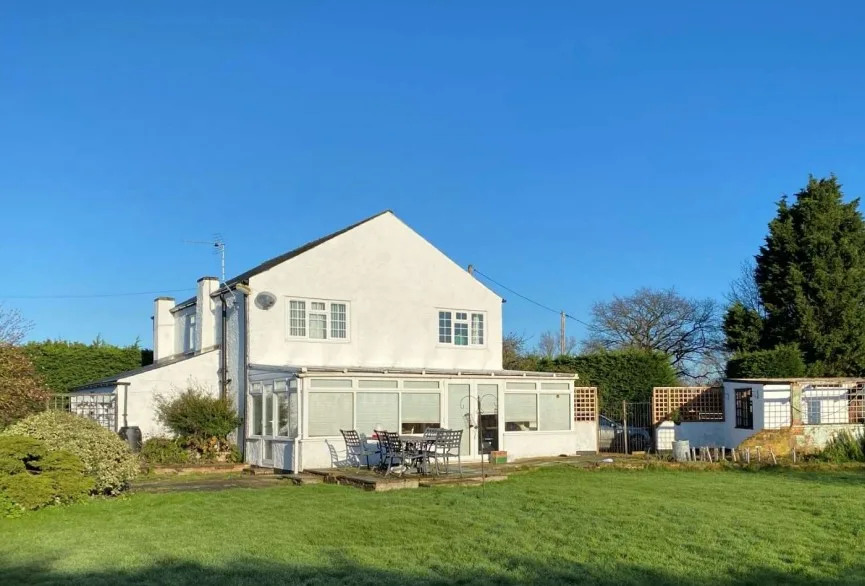 Demolition of one dwelling and outbuildings, and replace with a 5 bed self-build detached dwelling, garage and associated infrastructure | Hithertree House Nornea Lane Stuntney Cambridgeshire