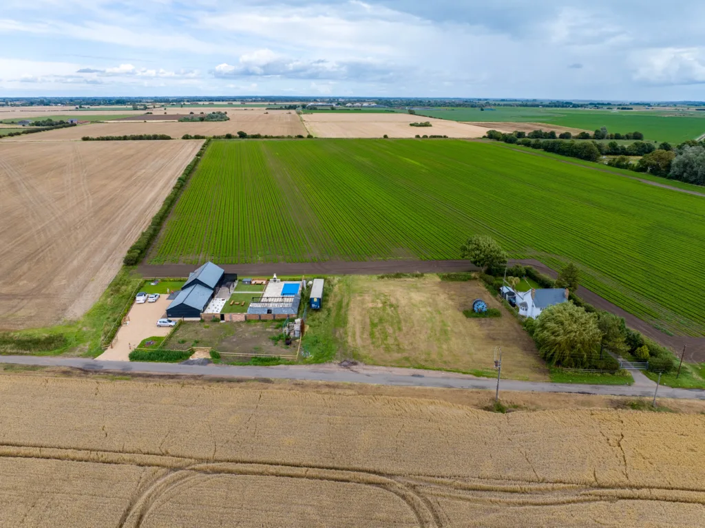 Chatteris barn conversion appears on Airbnb with rates at £1,000 a night. Fenland District Council is investigating ‘potential breach’ of planning control. PHOTO: CambsNews.co.uk 