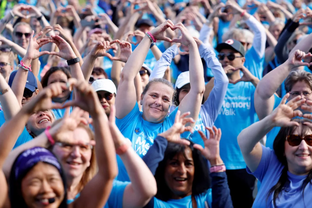 Cambridge supporters walked to fund faster diagnosis, ongoing support, and vital research, helping people with dementia live more fulfilled lives now and in the future. So far, they’ve raised £68,000