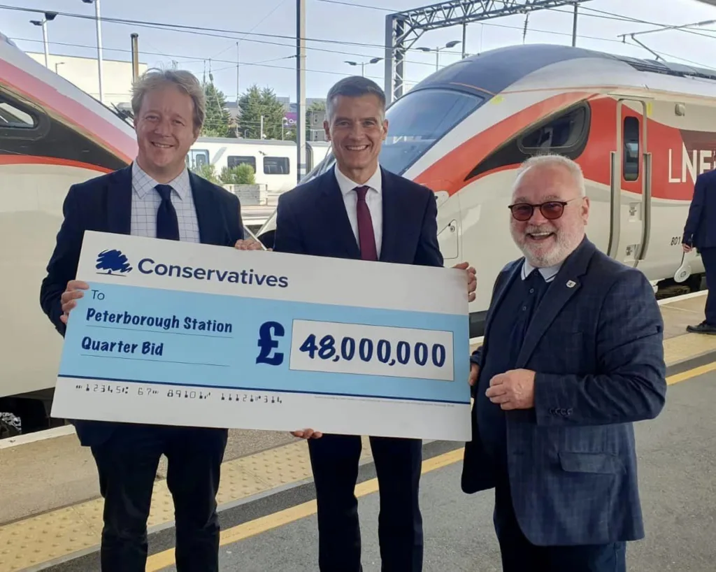 MP Paul Bristow: “The Secretary of State for Transport Mark Harper MP came to #Peterborough and - with our Council Leader - I just had to show him the station and our plans for the £48 million Levelling Up money we secured.”