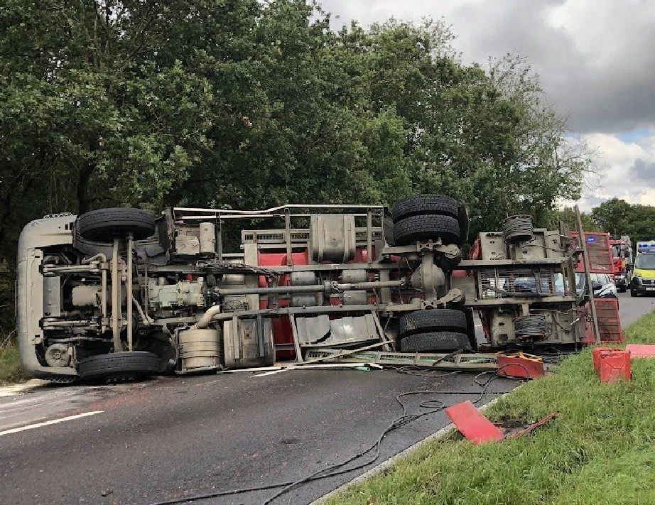 A505 Fowlmere crash: PHOTO from Cambridgeshire fire and rescue A505 Fowlmere crash