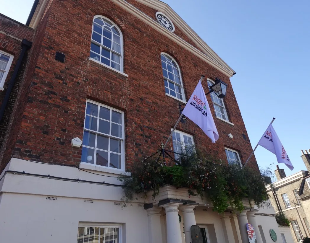 Huntingdon Town Council flying the flag outside Huntingdon town hall last week to celebrate Magpas Air Ambulance and Air
Ambulance Week. Huntingdon Town Council flying the outside Huntingdon town hall last week to celebrate Magpas Air Ambulance and #AirAmbulanceWeek.
