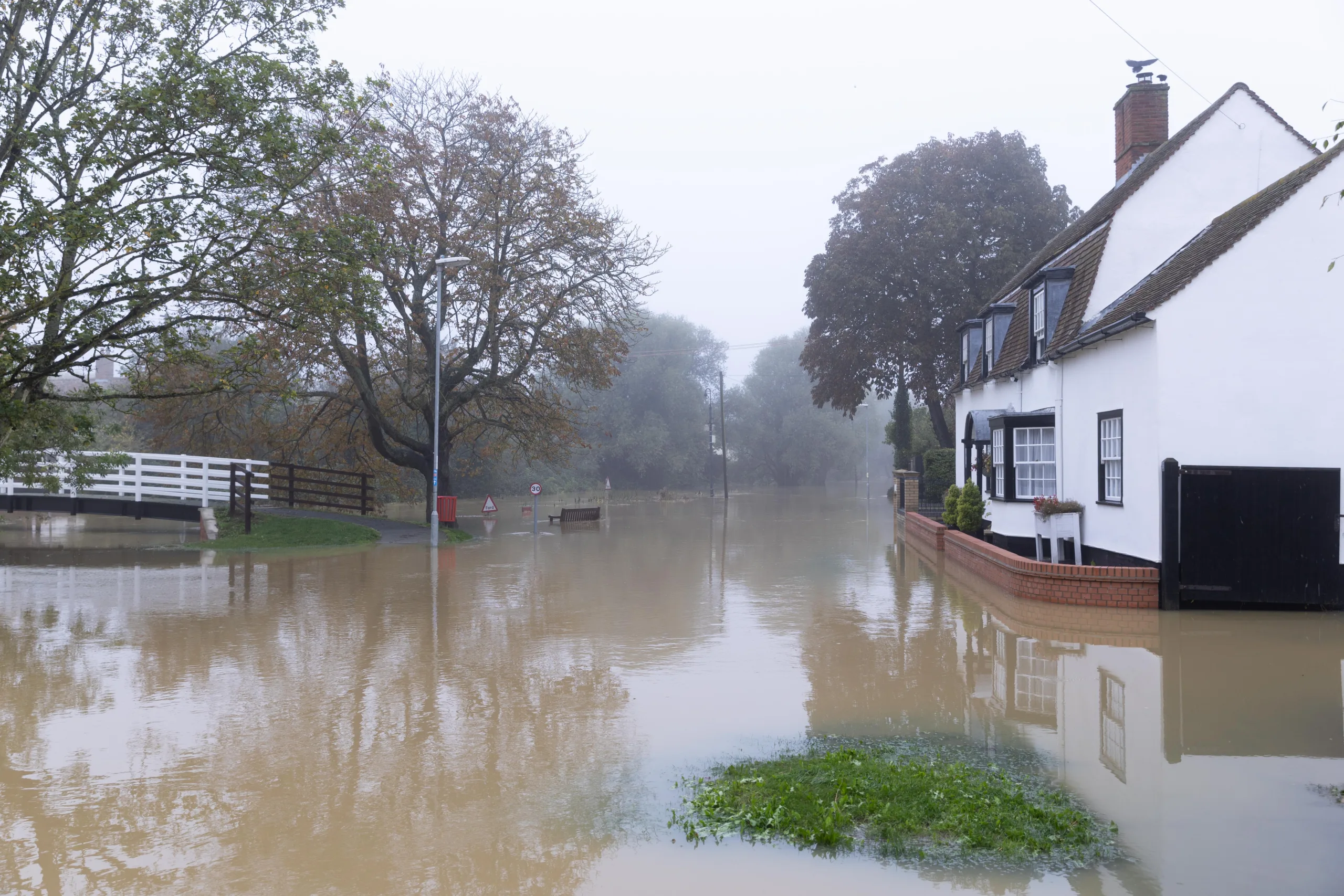 Flooding,
Alconbury Weston
Saturday 21 October 2023.
Picture by Terry Harris. Flooding, Alconbury Weston Saturday 21 October 2023. Picture by Terry Harris.
