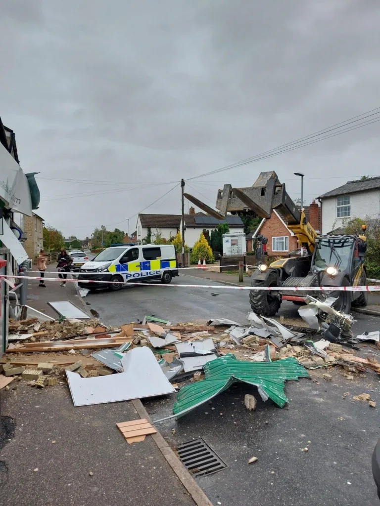 At least three men targeted the ATM in Bassingbourn using two stolen vehicles – a Mitsubishi L200 stolen last night and an Audi RS6, also stolen from Cambridgeshire. 