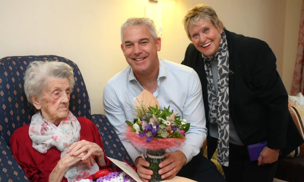 MP Steve Barclay with Gladys Kightly and her daughter Sue