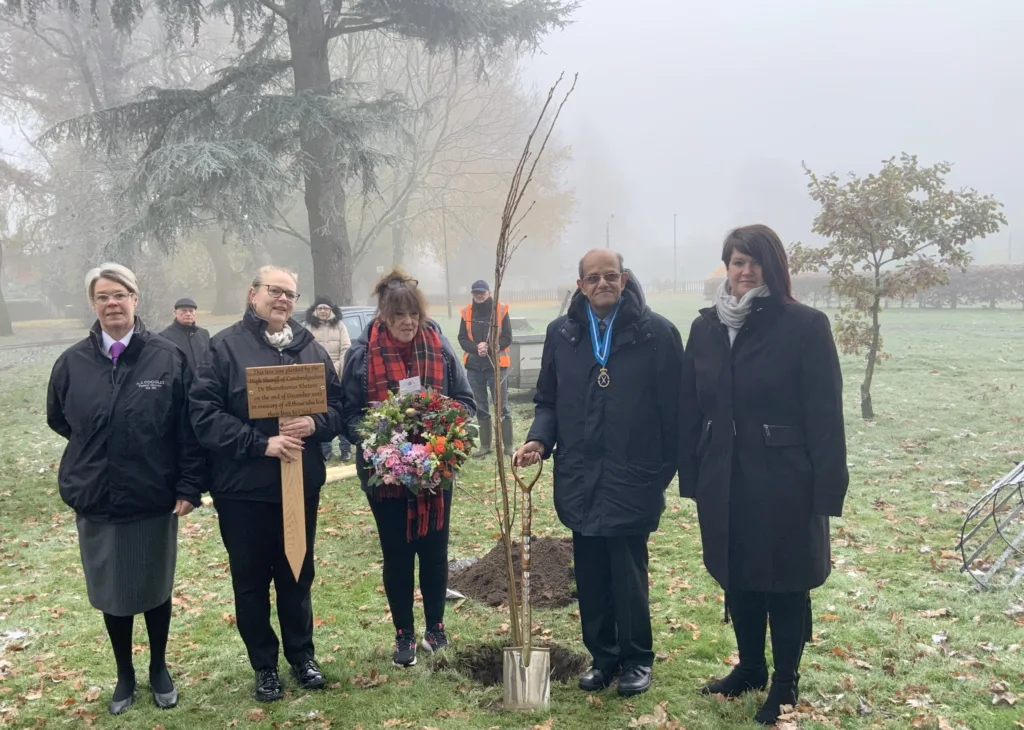 High Sheriff plants memorial tree in Wisbech for those bereaved by Covid