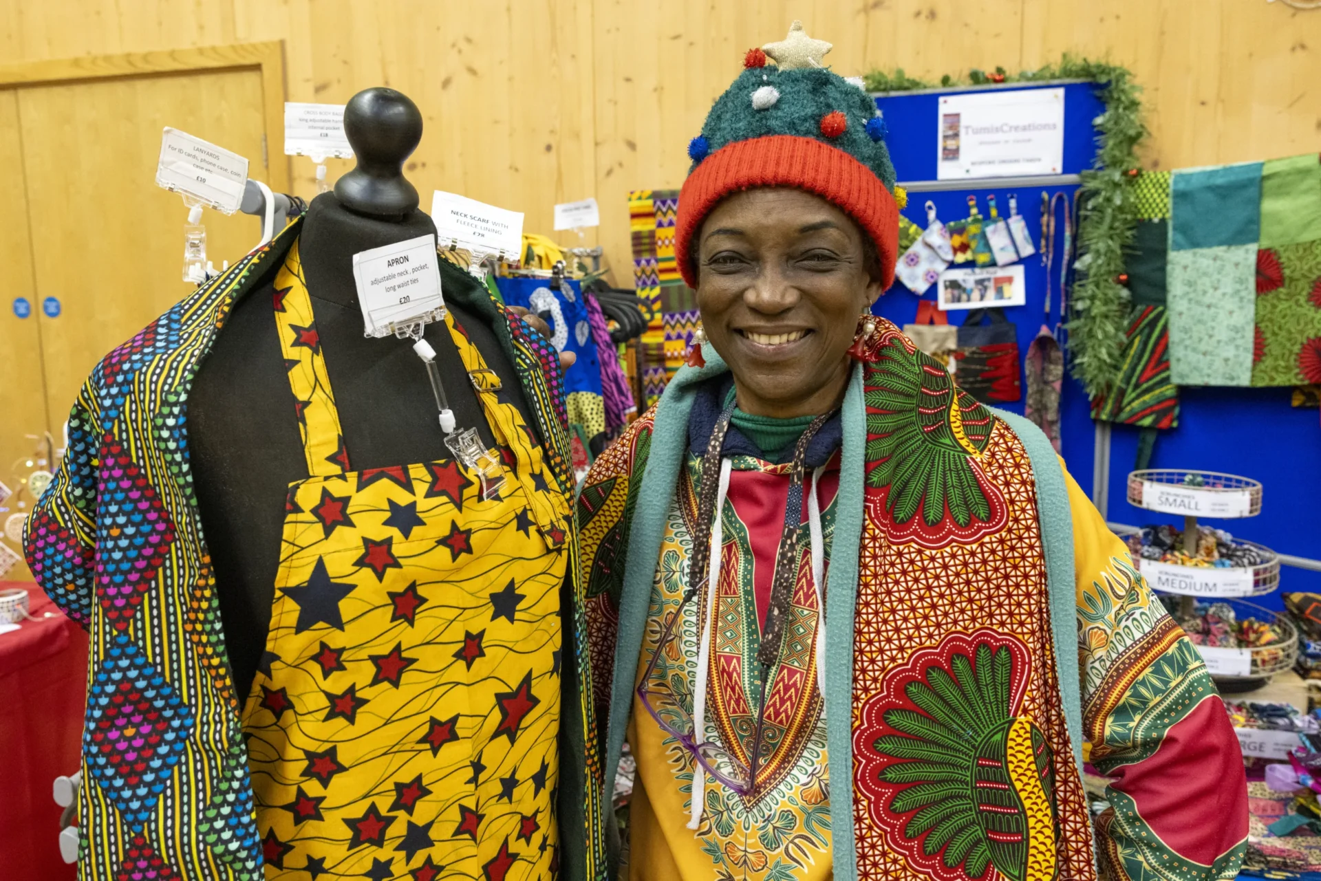 Picture: davidjohnsonphotographic.co.uk - News for Peterborough and Cambridgeshire News for Peterborough and Cambridgeshire - Christmas market at Cambourne organised by South Cambridgeshire District Council. Photo: David Johnson
