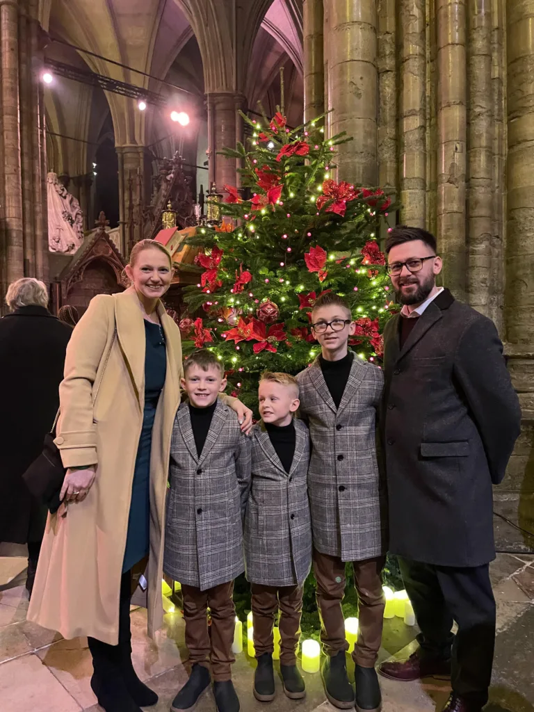 Ben and Sarah Dodkin, accompanied by their children Finley, Arthur, and Harrison, were among special guests invited to the Princess of Wales Christmas concert. The family’s efforts to raise awareness of Batten’s Disease prompted the VIP invite 