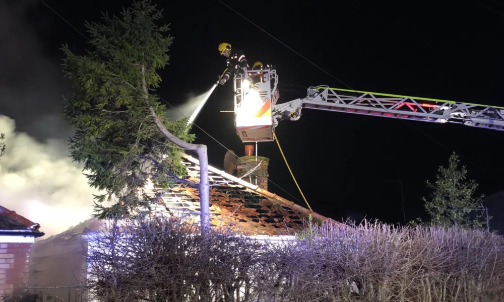 Crews tackle bungalow fire in Hundred Road, March, Cambridgeshire. PHOTO : Cambs Fire and Rescue