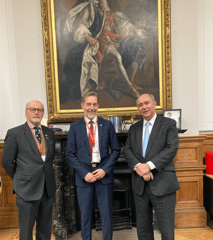 Lord Dominic Johnson, the Government investment minister (right) greeting (left) Paul Carey (managing director of MWW Environment) and Dr Hansjorg Roll (chief technology officer for MVV Energie) at Westminster. “I was delighted to speak to them about their business and future opportunities which can greatly benefit the UK’s current net zero climate aim,” said Lord Johnson. 