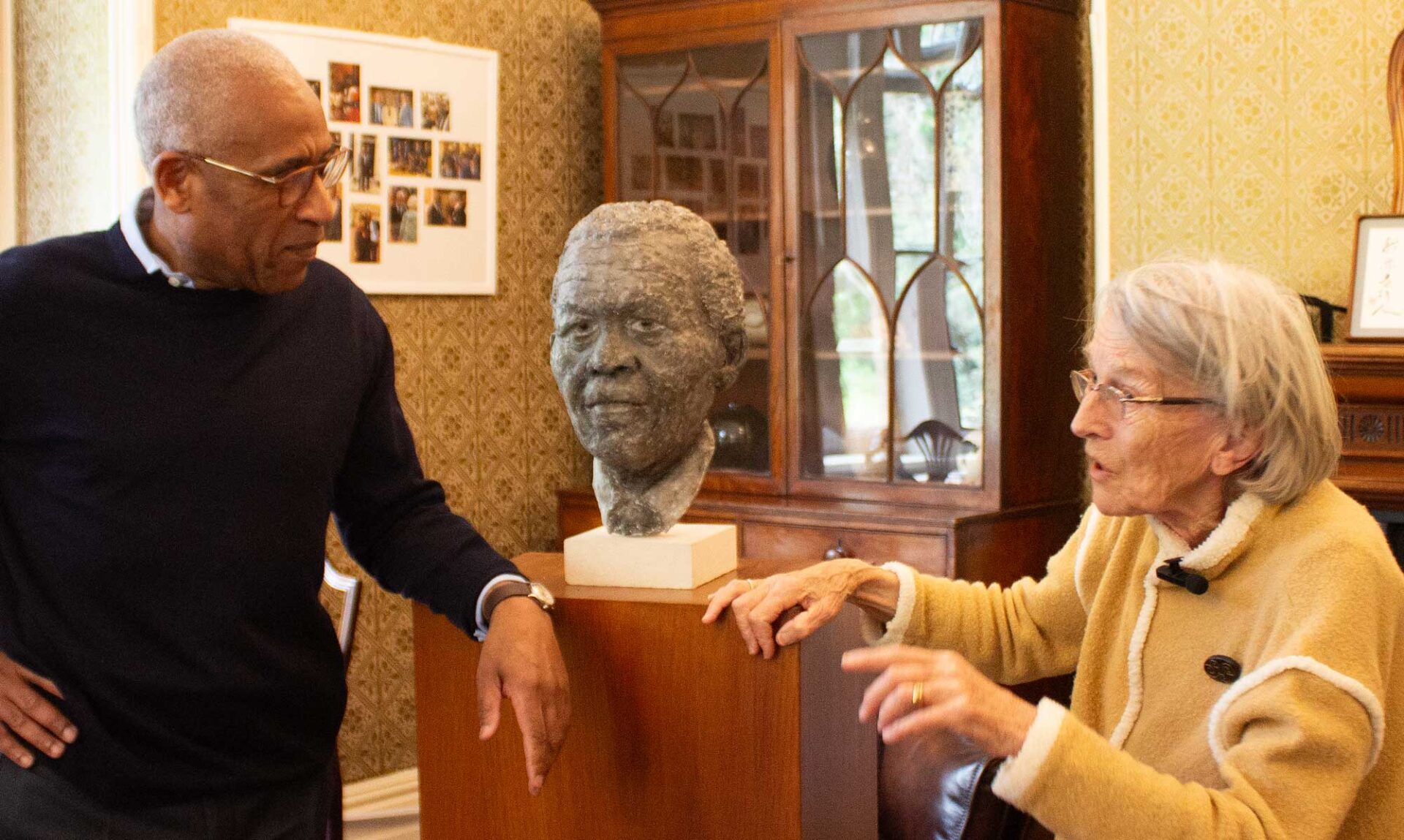 News for Peterborough and Cambridgeshire - Homerton Principal Lord Simon Woolley hosted a reception to mark the donation of a bust of the late, great Nelson Mandela. The art was made by Homerton alum Jo Standeven, who watched Mandela's daughter, Dr Makaziwe "Maki" Mandela-Amuah, express her appreciation.