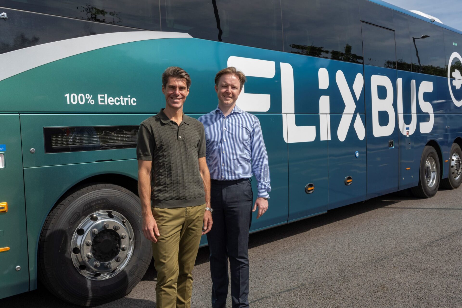 Andreas Schorling and Jonathan Ziebart - News for Peterborough and Cambridgeshire News for Peterborough and Cambridgeshire - Andreas Schorling, Managing Director of FlixBus UK (left) with Jonathan Ziebart UK Managing Director of Ascendal, Whippet’s parent company
