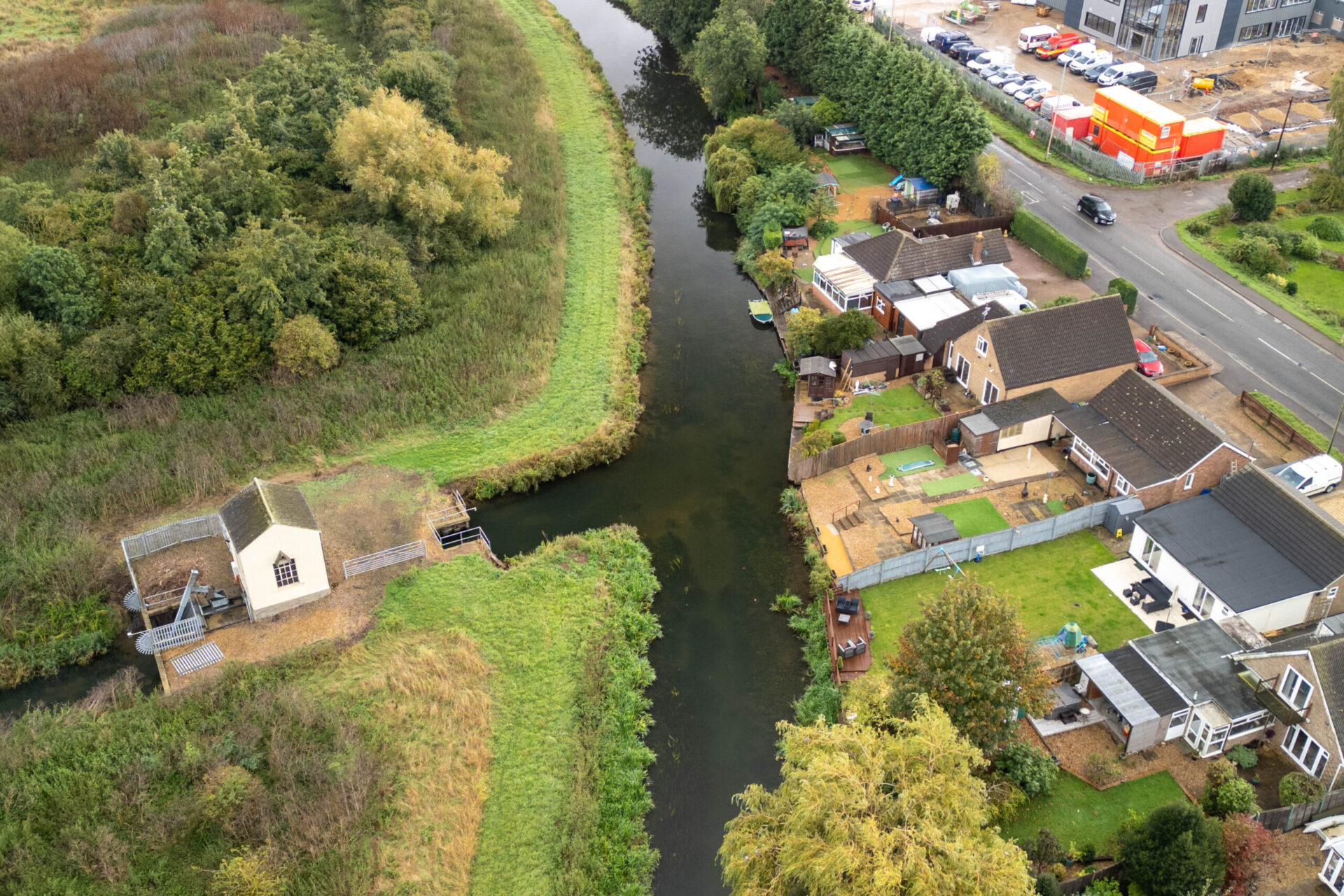 Anglian Water and the Environment Agency are jointly probing the deaths of 900 fish in the waterways around King’s Dyke, Stanground PHOTO: Terry Harris