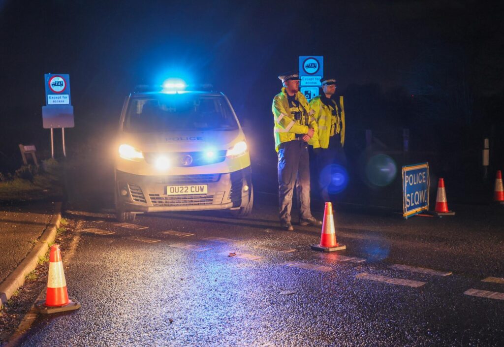 WhatsApp Image 2025-01-23 at 184955_c61cd92b - News for Peterborough and Cambridgeshire Police block the North Bank, Whittlesey, tonight as they conduct a search for a missing man. PHOTO: Terry Harris