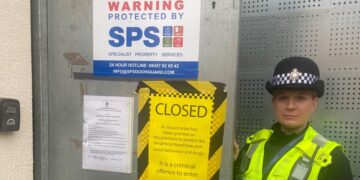The full closure order was served on 7 Orchard Mews on Wednesday 19 February following a successful application at Huntingdon Magistrates’ Court by the local Neighbourhood Policing Team (NPT).