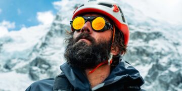 Ex-Royal Marine Summits Everest in Climactic End to World’s Longest Climb in History