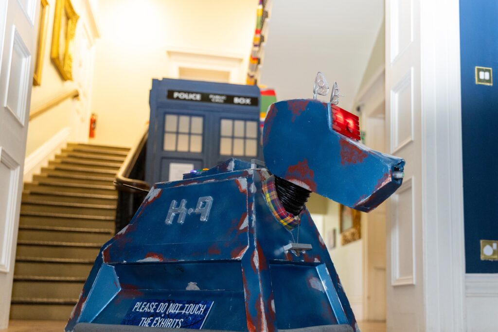 Peter Purves opens Dr Who Exhibition Adventures in Times and Space - News for Peterborough and Cambridgeshire News for Peterborough and Cambridgeshire -
