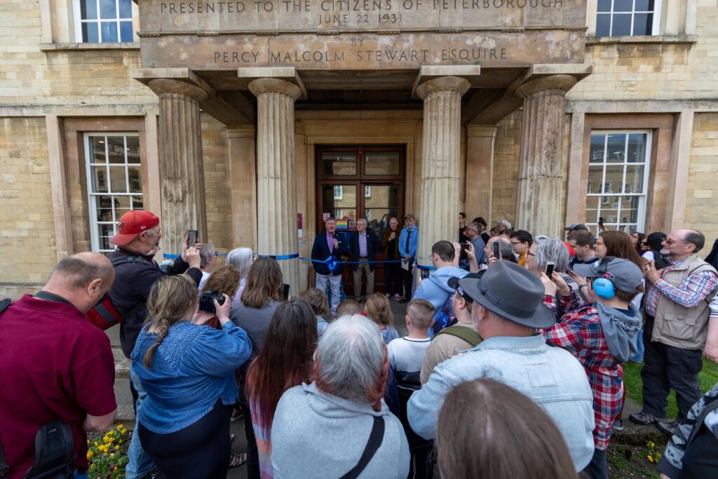 Peter Purves opens Dr Who Exhibition Adventures in Times and Space - News for Peterborough and Cambridgeshire News for Peterborough and Cambridgeshire -