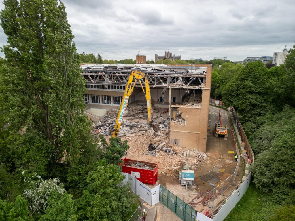 Regional demolition continues - News for Peterborough and Cambridgeshire News for Peterborough and Cambridgeshire -
