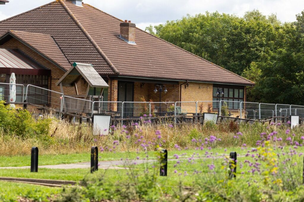 RS41272_THS-Peterborough-Dragon-Asylum-Hotel-Fenced-15540_scr - News for Peterborough and Cambridgeshire FOI requests by the BBC and The Times found that the Home Office pays millions each month to private security firms (like Mitie, G4S, or Serco’s own staff) to patrol sites such as the Dragonfly hotel in Peterborough. PHOTO: Terry Harris