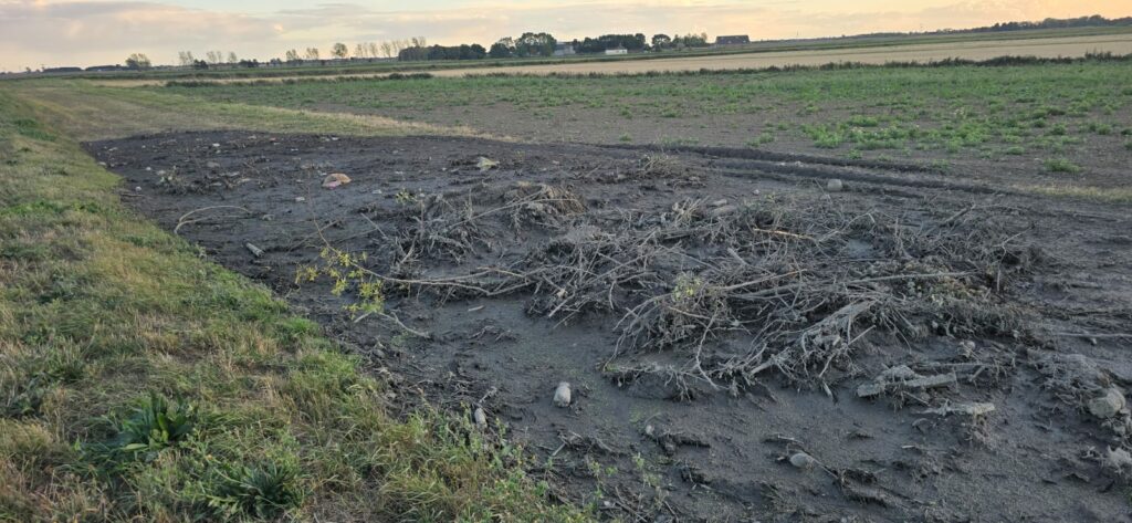 The Environment Agency has launched an investigation following allegations that contaminated dredging waste was illegally deposited along the riverbank at Creek Road in March, Cambridgeshire. IMAGE: CambsNews reader
