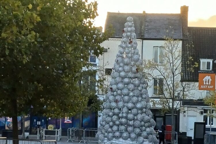 bauble 2 - News for Peterborough and Cambridgeshire News for Peterborough and Cambridgeshire - Once “retired” by Peterborough, the striking metal tree — beautifully designed from shining silver spheres — has found new life and love in Wisbech. For the fifth year running, the stunning structure stands proudly in the heart of town.