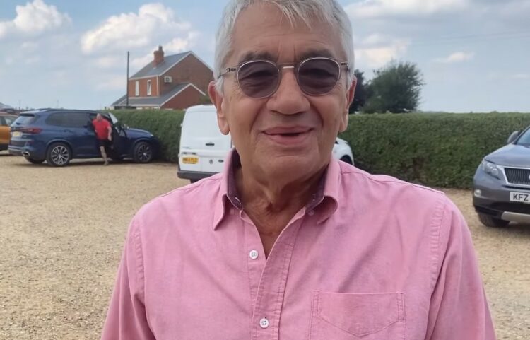 tom edwards 1 - News for Peterborough and Cambridgeshire News for Peterborough and Cambridgeshire - Tom Edwards, a charismatic British broadcaster whose velvet voice graced the airwaves of offshore pirate stations, BBC Radio 1 and 2, and ITV continuity desks, passed away on October 25, 2025, at the age of 80 in Lincoln, England, after a long battle with cancer. PHOTO: John Elworthy