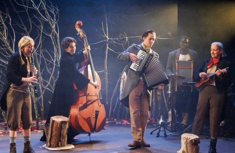 New International Encounter’s vibrant new production of Snow White at Cambridge Junction blends sharp humour, live music and modern sensibilities, winning over audiences of all ages.