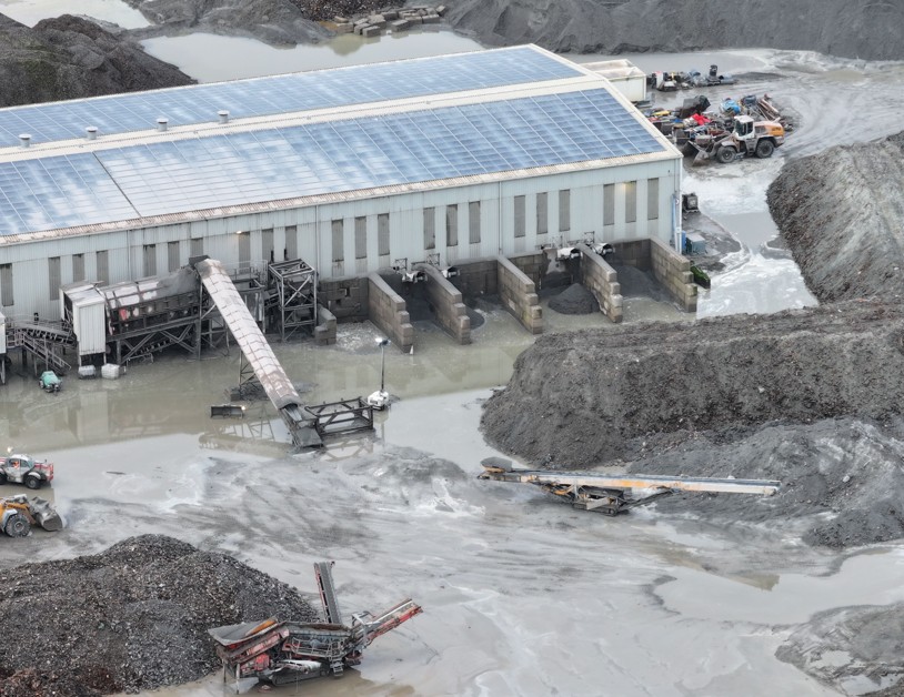 Residents group Saxongate has notified the Environment Agency of reports that incinerator bottom ash is being stored outside the permitted Waste Reception Area (WRA) at Saxon Brickworks, Whittlesey. As of today, they have not received a response.