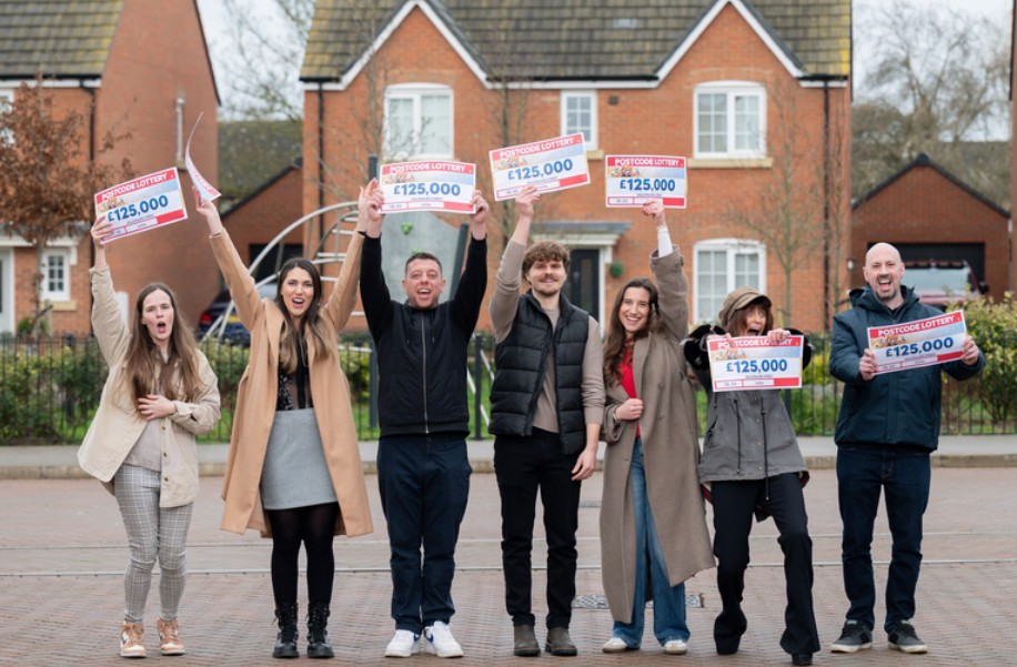 A 28-year-old surveyor from Sutton, Cambridgeshire, won £125,000 after signing up to People’s Postcode Lottery on the final day to qualify. Eight neighbours shared £1m, while local charities including RSPB Ouse Fen received vital funding.