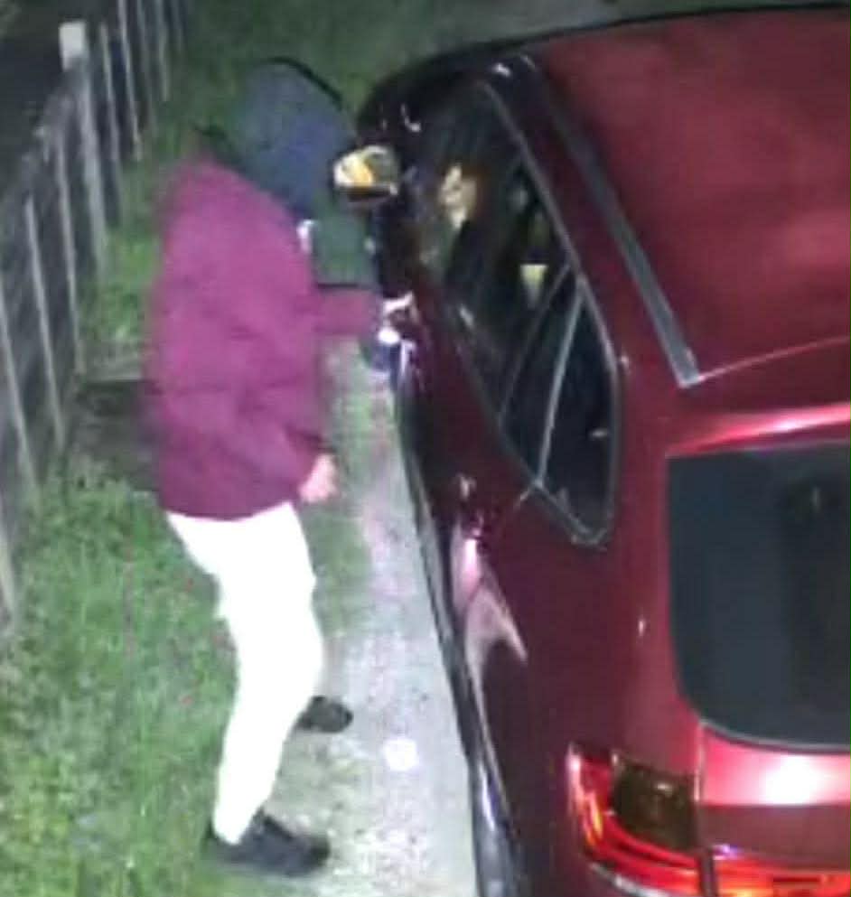 “Let’s make him famous.” CCTV shows a man stealing a £2,000 MiRiDER electric bike in Stanground. He also took a North Face jacket — and left behind a key piece of evidence. This photo from CCTV attempting to break into the car – he is wearing a jacket with the word king on front and a huge crown on the rear