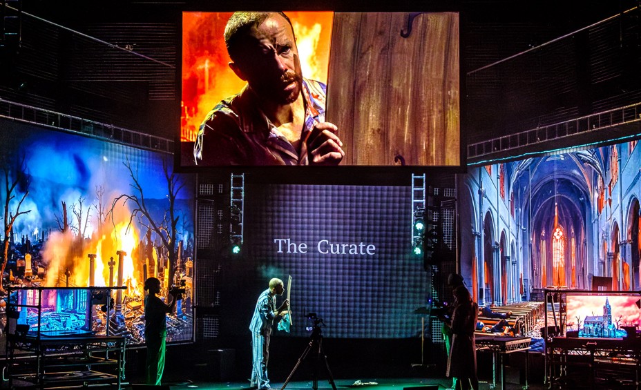A striking blend of cinema and theatre unfolds live on stage in War of the Worlds at Cambridge Arts Theatre. PHOTO: Ed Waring