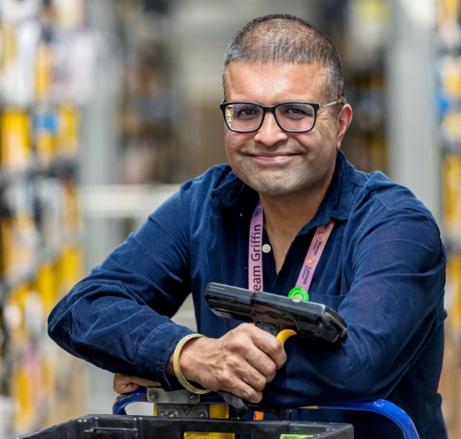 Amazon colleague Jaspal Benning reflects on career progression after joining the company in 2011.