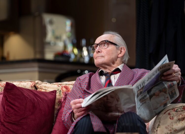 The cast of I’m Sorry Prime Minister bring the beloved Yes Minister world back to life at Cambridge Arts Theatre. Photo credit: Johan Persson.